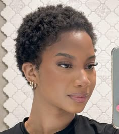 Short 4c Haircut, Black Short Natural Hair, Short Hair Cuts Black Girls Natural, 4c Short Natural Hairstyles Twa Styles, Very Short 4c Hair, Big Chop Styles 4c Hair, Very Short Twa Hairstyles 4c Hair, 4c Pixie Cut, Haircut Black Women