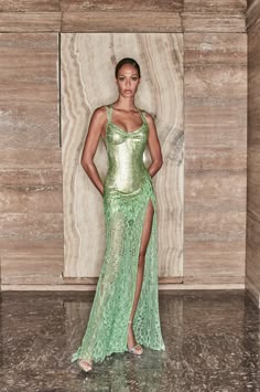 Runway Fashion Couture, Abiti Mozzafiato, Versace Couture, Atelier Versace, Looks Chic, Glam Dresses, Gala Dresses, Maxi Dress Evening, Fancy Dresses