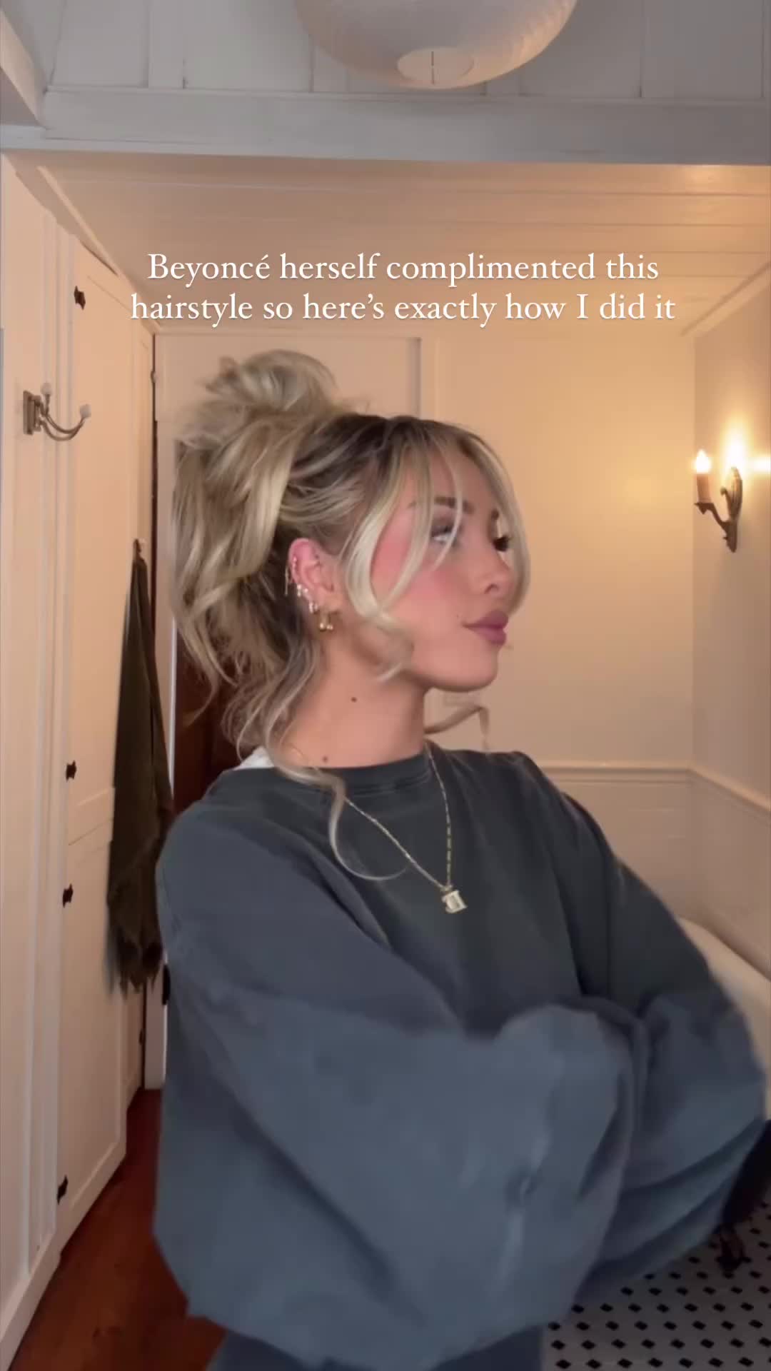 how I wore my hair to the launch of @cecred where I had the absolute HONOR of meeting @beyonce (I still can’t believe that is real life!! She was so kind and even more beautiful in person!! Truly angelic!!) - she decided to make my entire life and tell me she liked my hair so this may be the most important bun tutorial of all time :’)))) tap to follow me for more!!